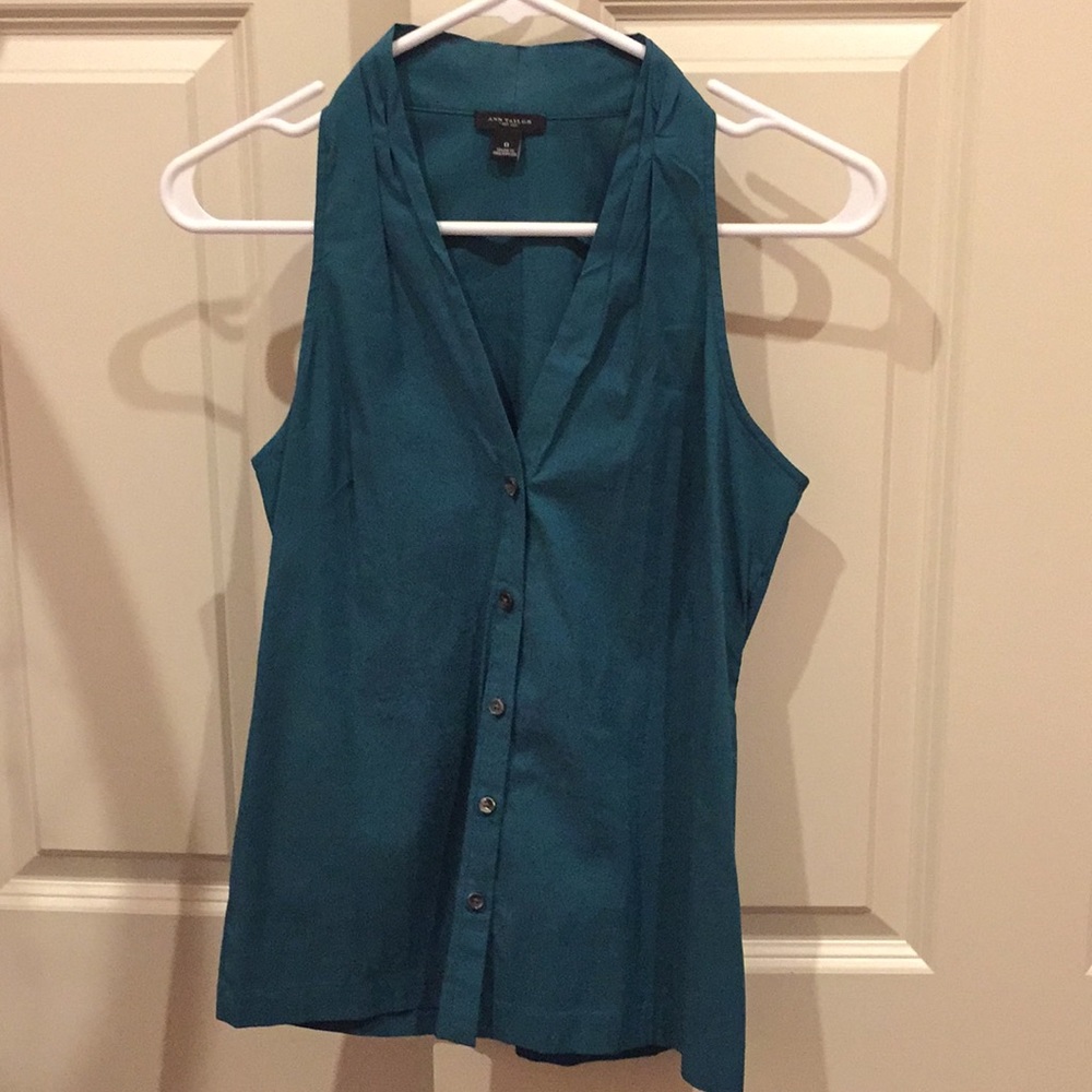 Never worn sleeveless top